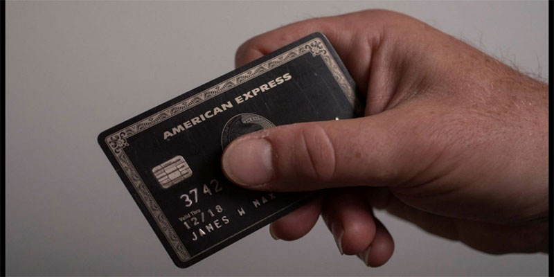 Top 5 Credit Cards For The Super Rich 2025